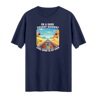 Desert Highway T-shirt – Özgürlüğü ve Macerayı Yansıtan Şık Tasarım